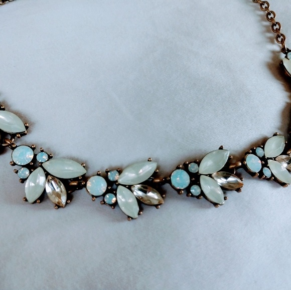 Statement necklace - Picture 3 of 4